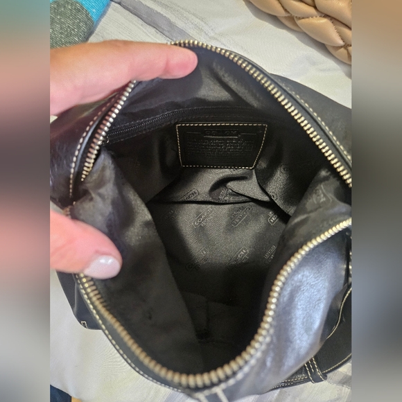 Coach Black Leather Shoulder Bag - Picture 2 of 7